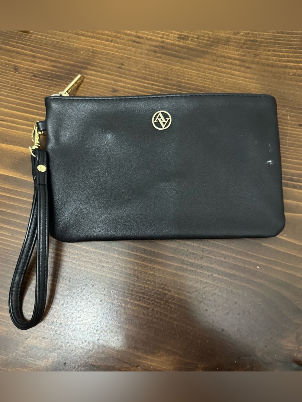 ADRIENNE VITTADINI CHARGING WRISTLET